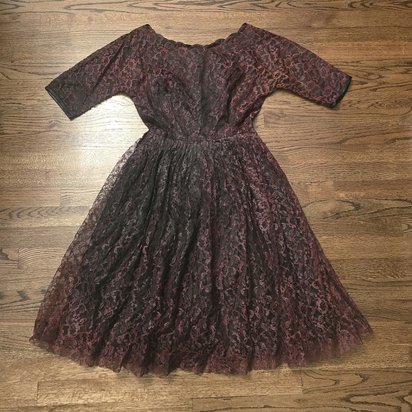 1950s Vintage Lace Party Prom Dress - Picture 1 of 8